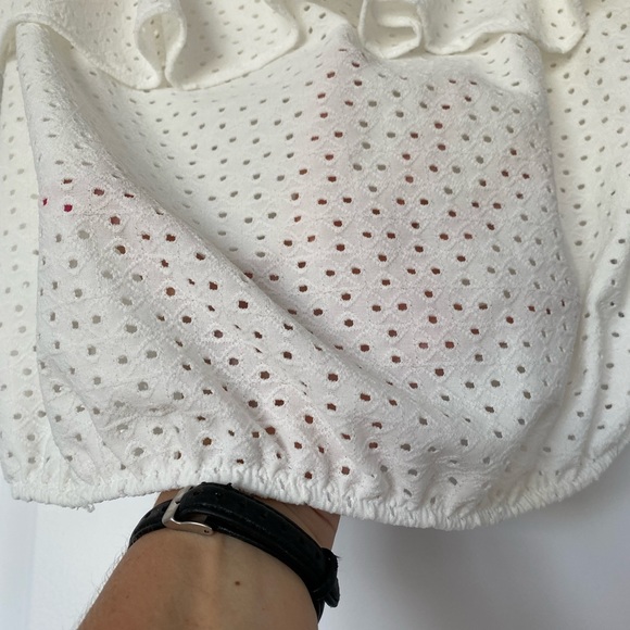 Off white Eyelet off the shoulder cropped top - Picture 2 of 3